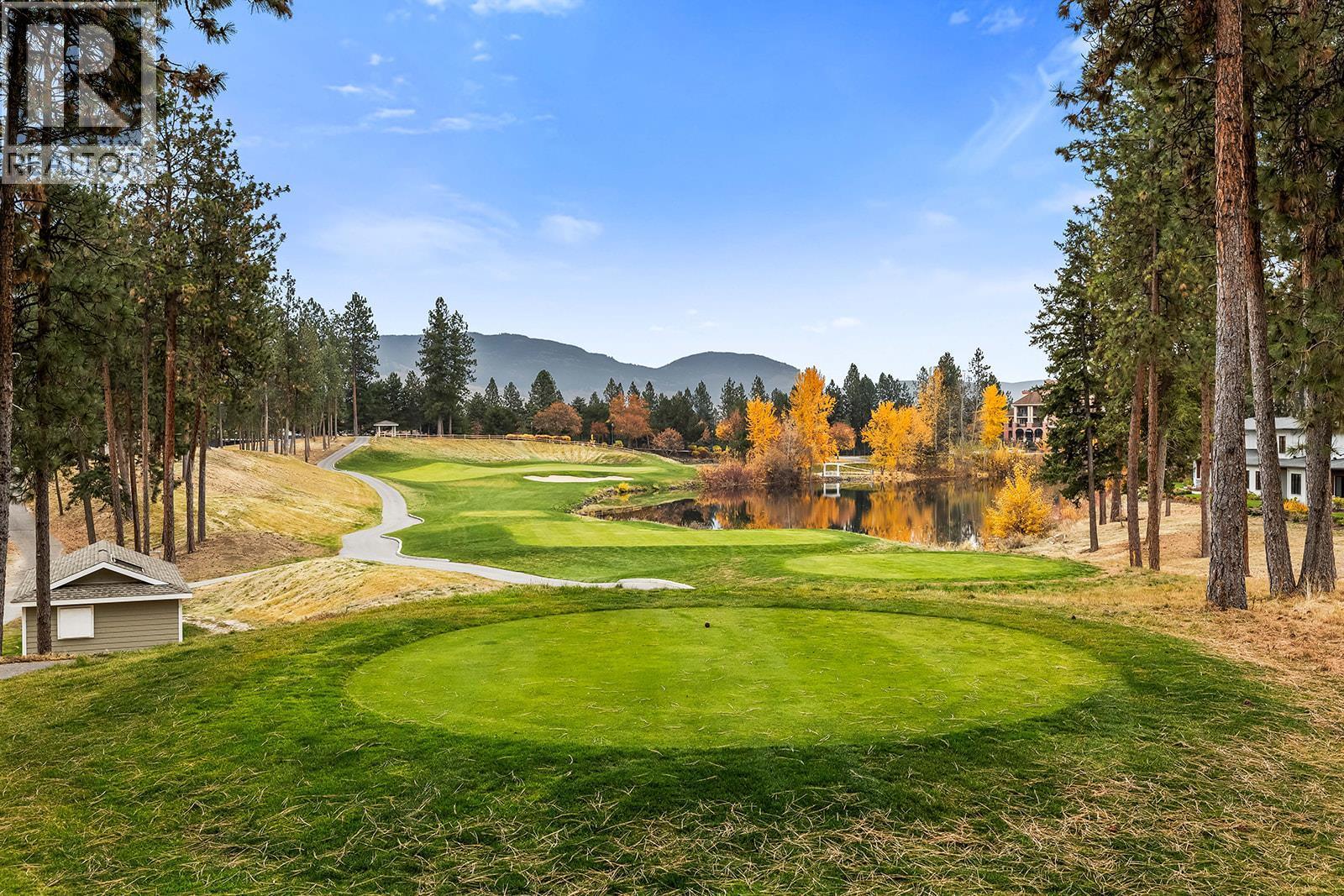 1979 Country Club Drive Unit# 6. Kelowna, British Columbia