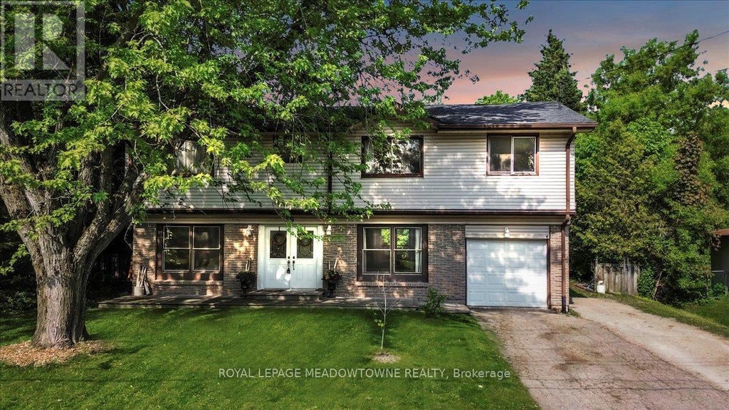 39 Mill Street, Erin