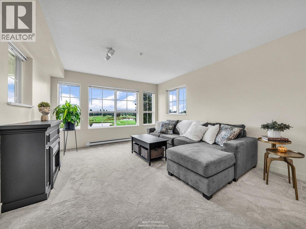 225 19673 Meadow Gardens Way, Pitt Meadows