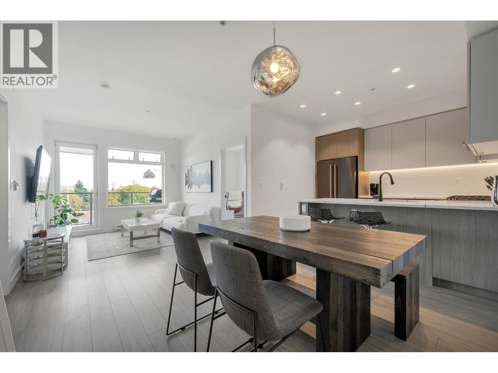 404 2408 Grant Street, Vancouver