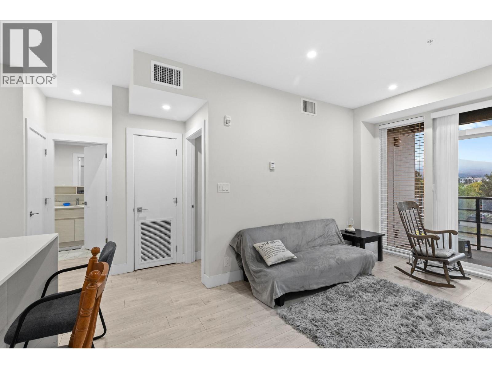 1925 Enterprise Way Unit# 311. Kelowna, British Columbia