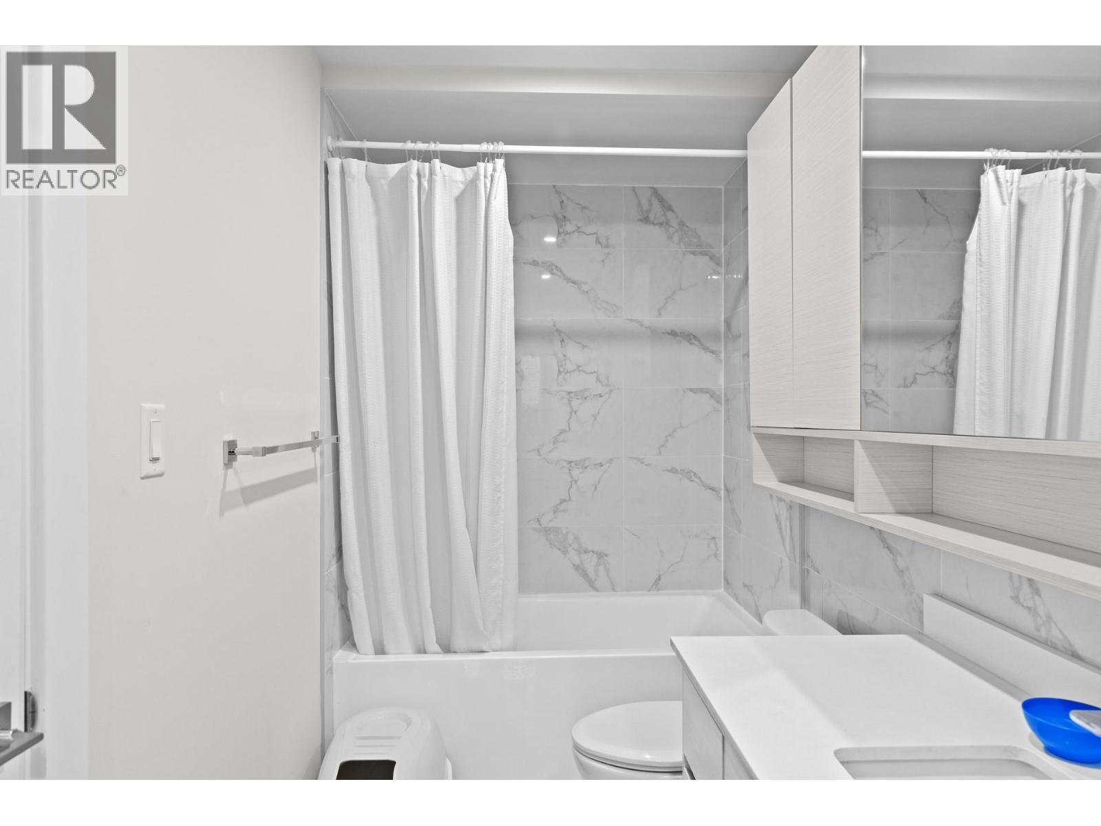 1925 Enterprise Way Unit# 311. Kelowna, British Columbia