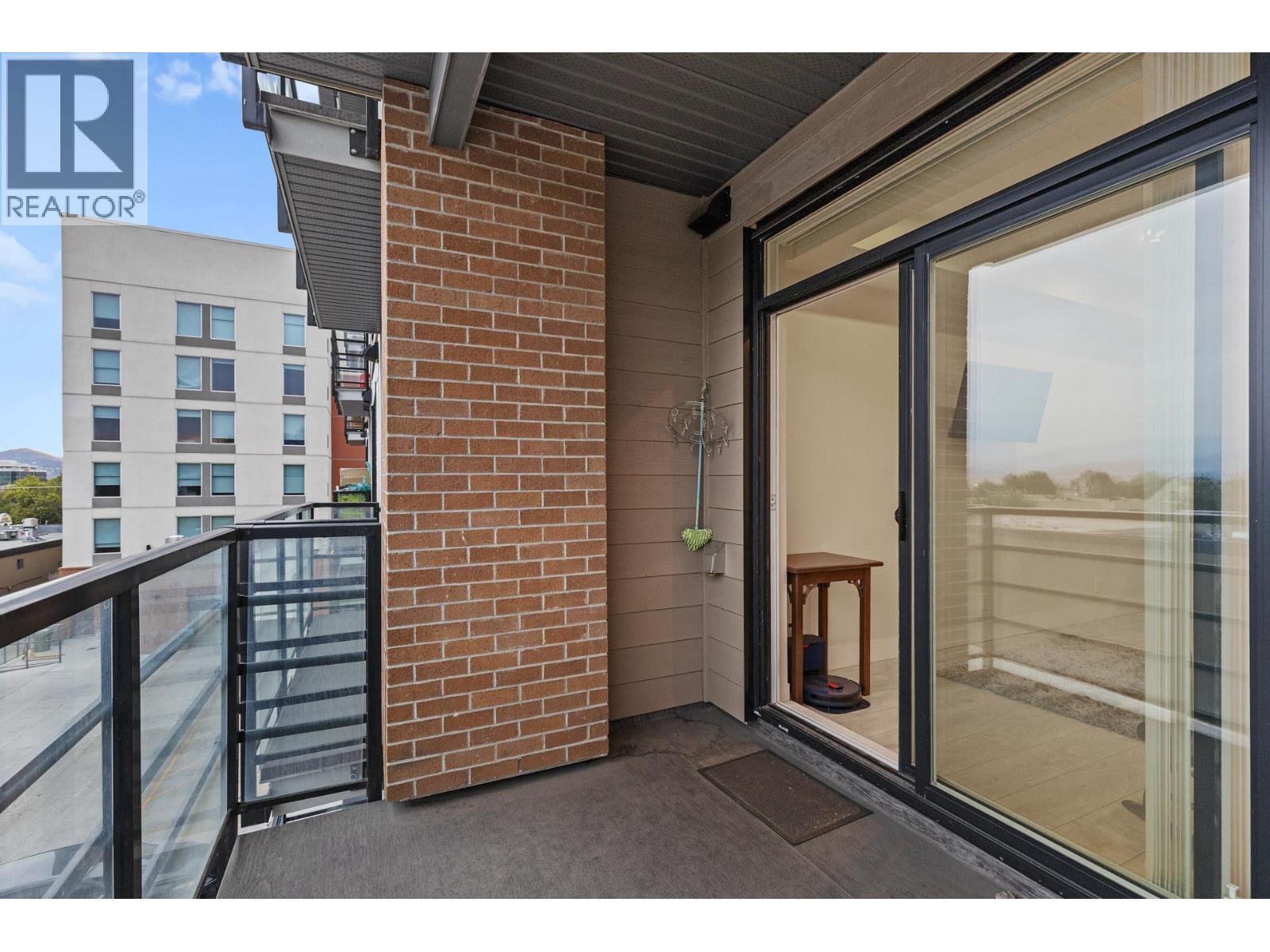 1925 Enterprise Way Unit# 311. Kelowna, British Columbia