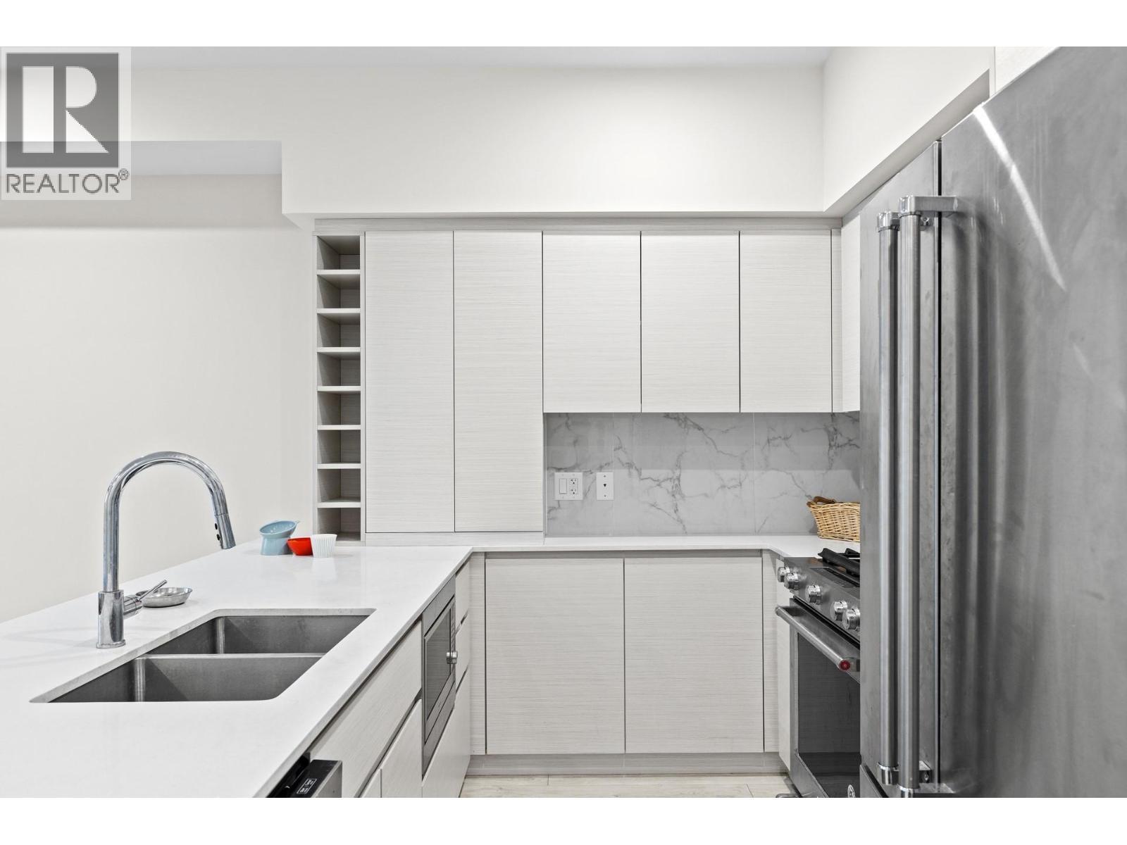 1925 Enterprise Way Unit# 311. Kelowna, British Columbia