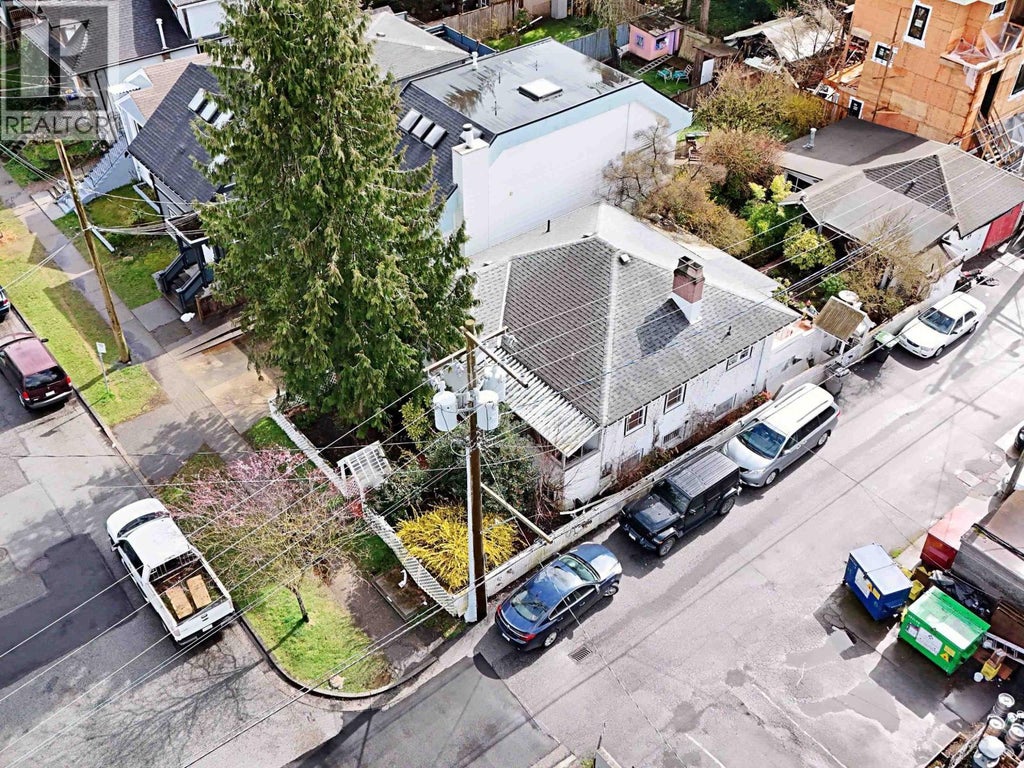 228 E 26th Avenue, Vancouver