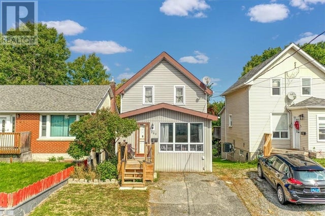 492 Pine Street, Sudbury