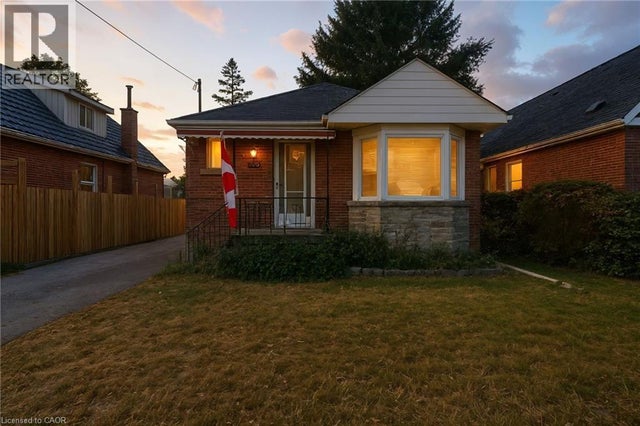 608 Fennell Avenue E, Hamilton