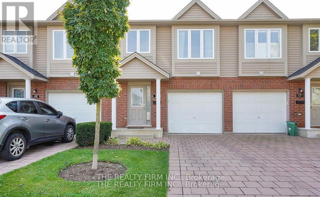 15 - 1921 Father Dalton Avenue, London North (north C)