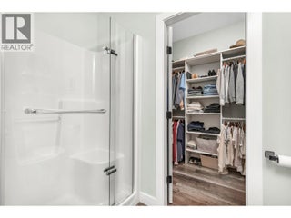 2741 Golf Course Drive. Blind Bay, British Columbia