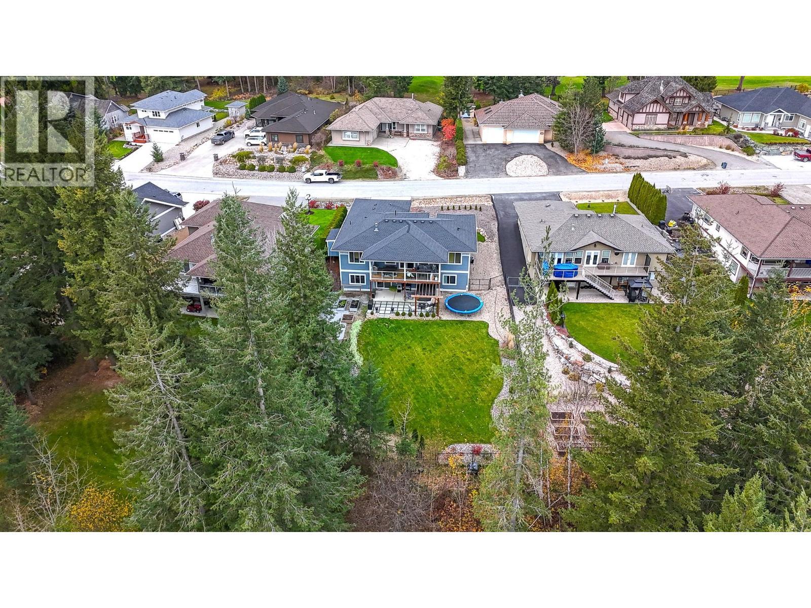 2741 Golf Course Drive. Blind Bay, British Columbia