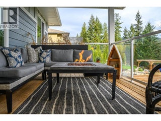 2741 Golf Course Drive. Blind Bay, British Columbia