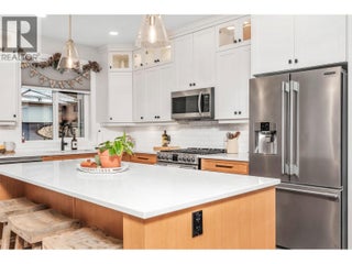 2741 Golf Course Drive. Blind Bay, British Columbia