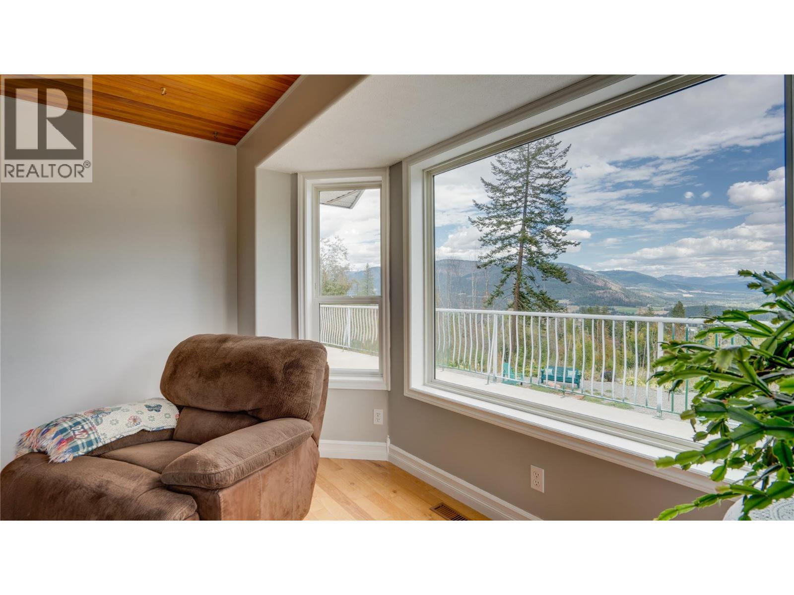 353 Gunter-ellison Road. Enderby, British Columbia