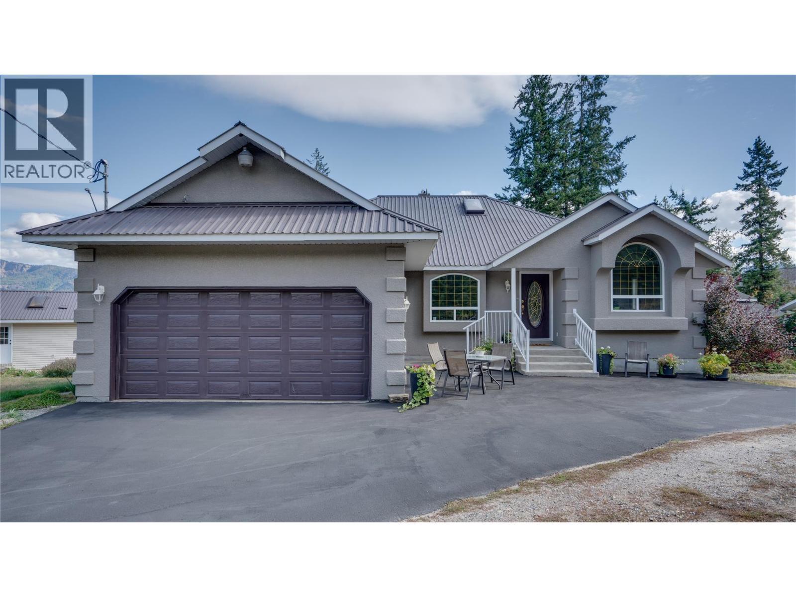 353 Gunter-ellison Road. Enderby, British Columbia