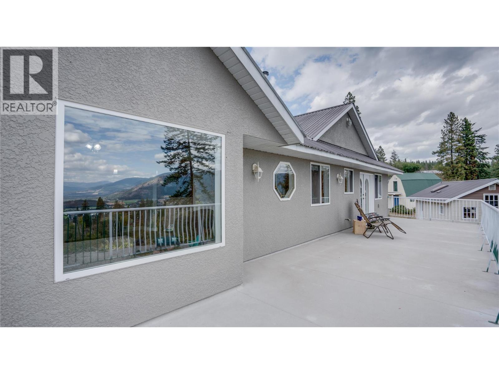 353 Gunter-ellison Road. Enderby, British Columbia