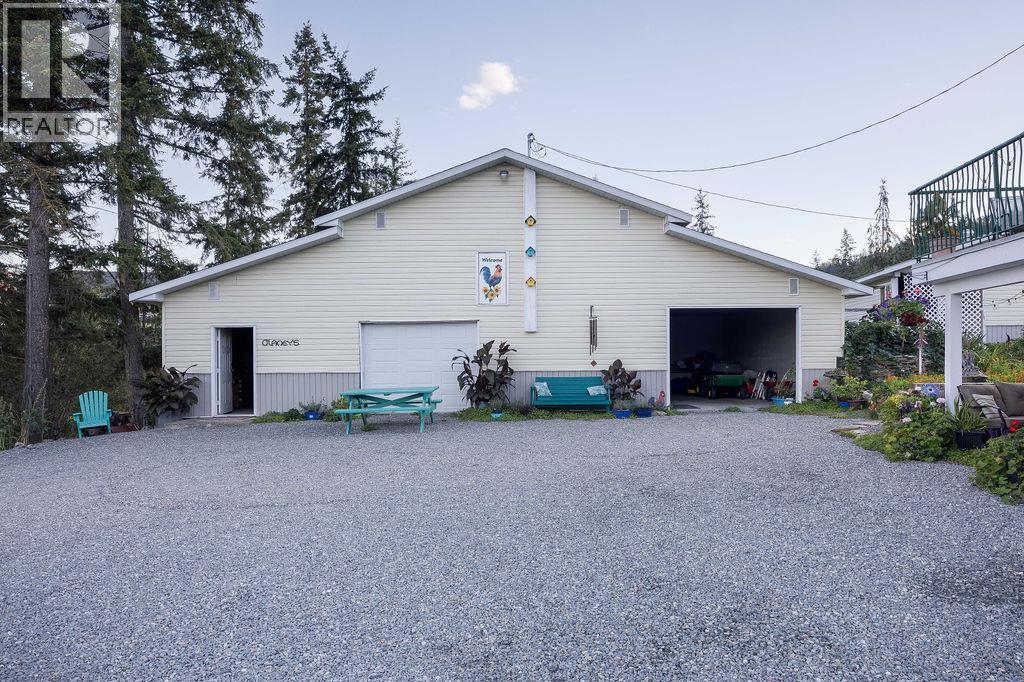 353 Gunter-ellison Road. Enderby, British Columbia