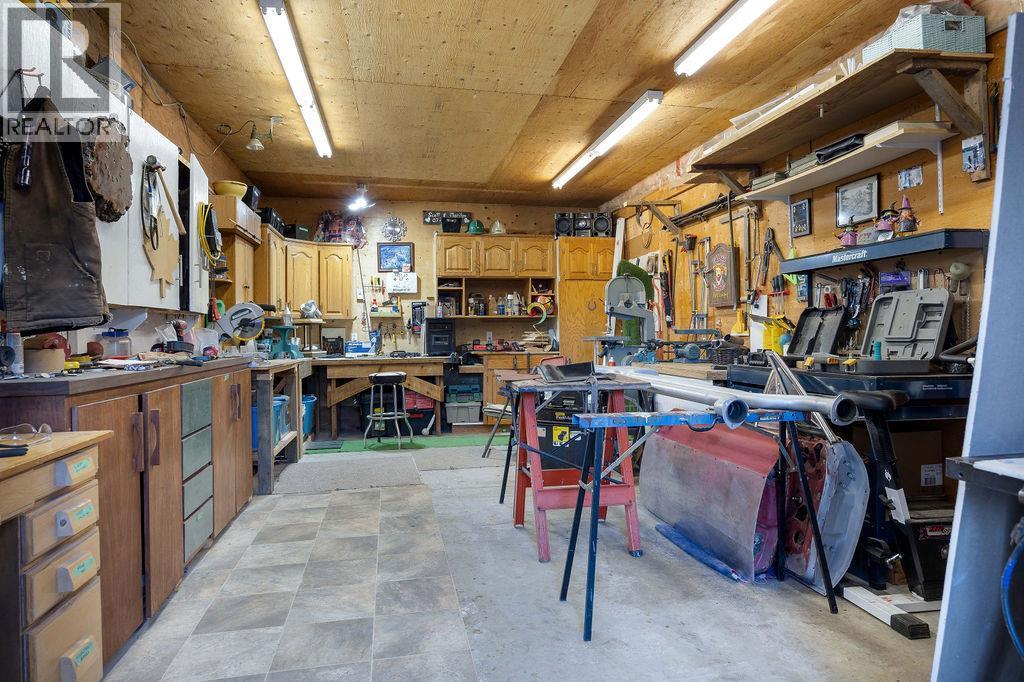 353 Gunter-ellison Road. Enderby, British Columbia