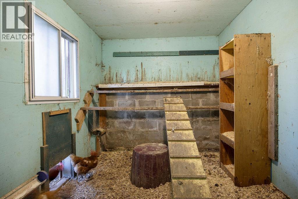 353 Gunter-ellison Road. Enderby, British Columbia