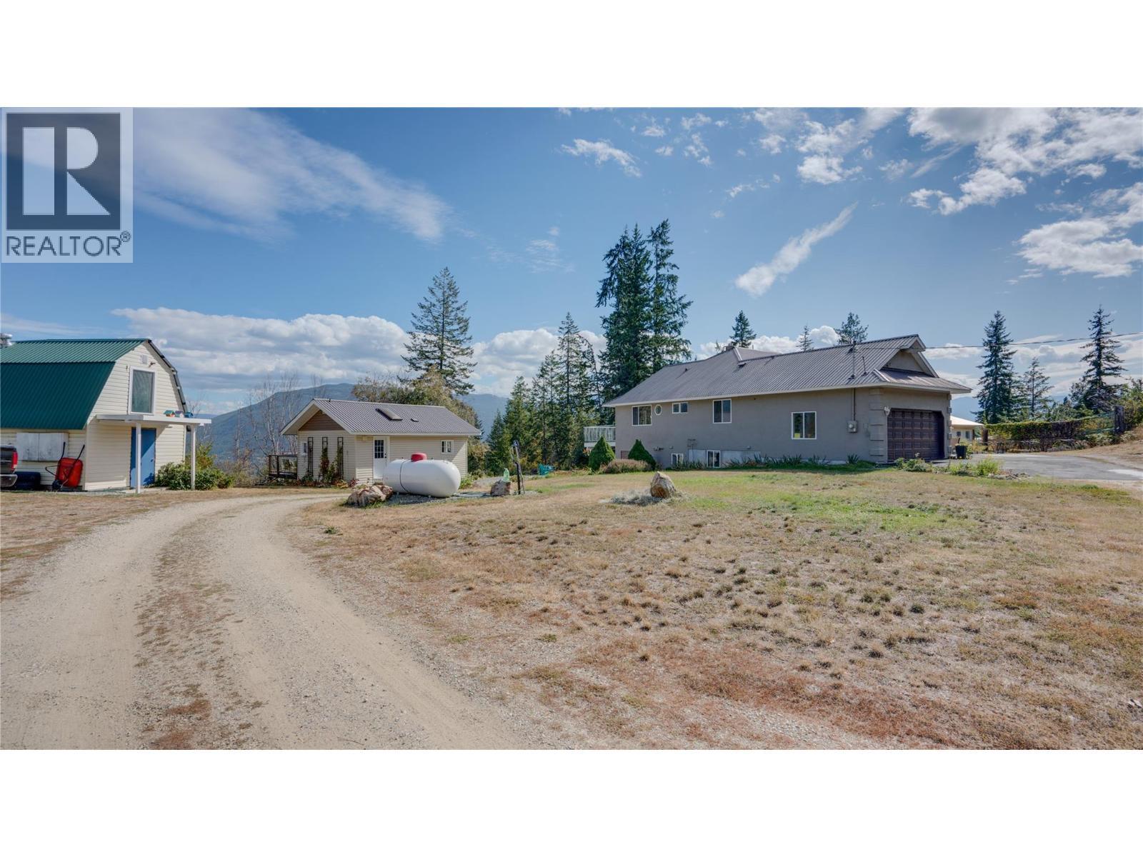 353 Gunter-ellison Road. Enderby, British Columbia