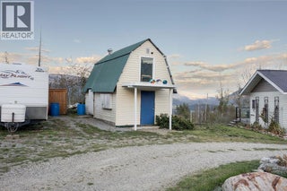 353 Gunter-ellison Road. Enderby, British Columbia