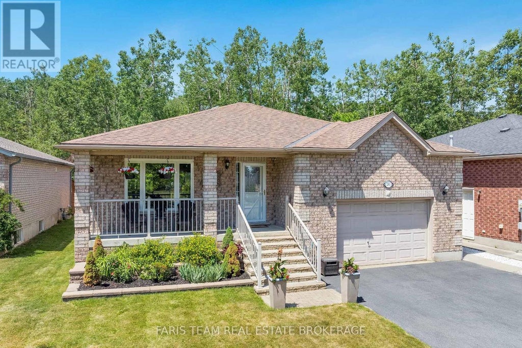 290 Edgehill Drive, Barrie (sandy Hollow)