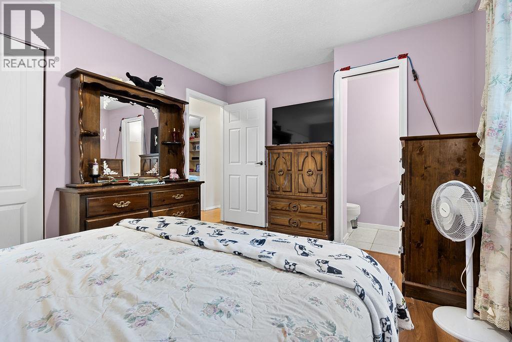 2429 Salmon River Road. Salmon Arm, British Columbia