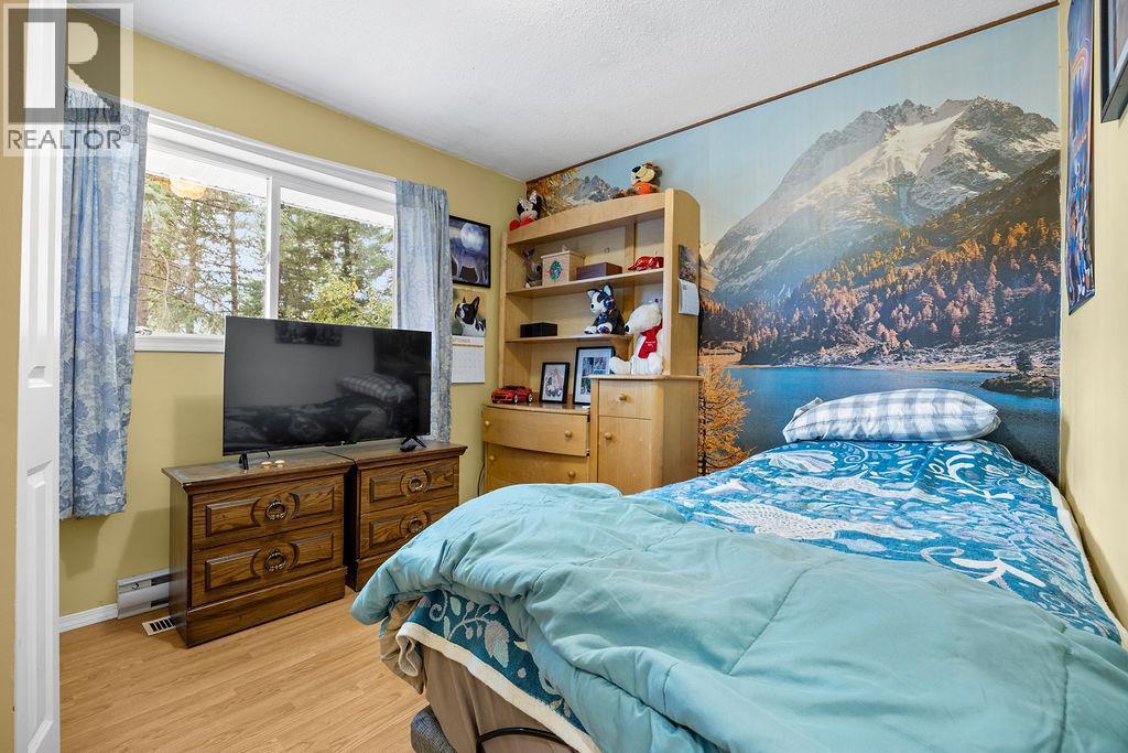 2429 Salmon River Road. Salmon Arm, British Columbia