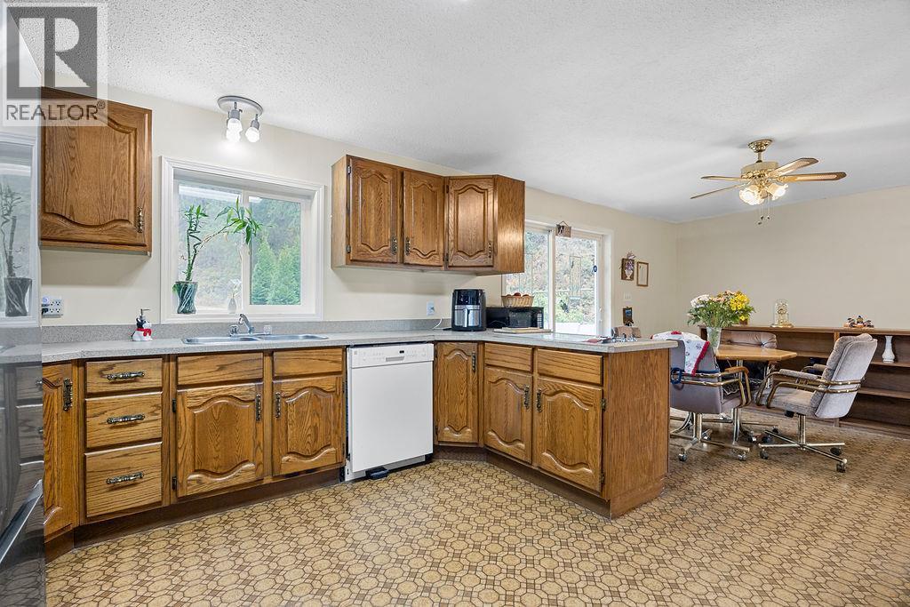 2429 Salmon River Road. Salmon Arm, British Columbia