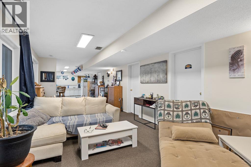 2429 Salmon River Road. Salmon Arm, British Columbia