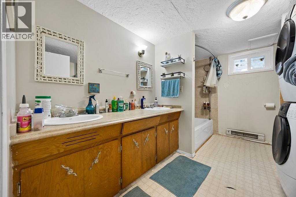 2429 Salmon River Road. Salmon Arm, British Columbia