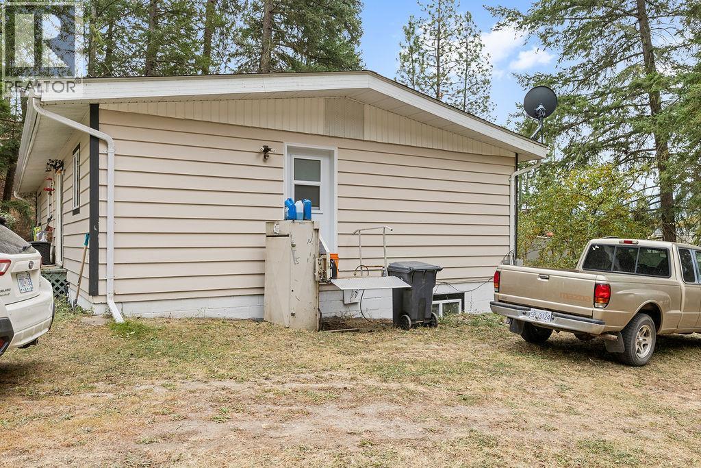 2429 Salmon River Road. Salmon Arm, British Columbia