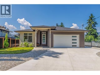 111 20 Street Se. Salmon Arm, British Columbia