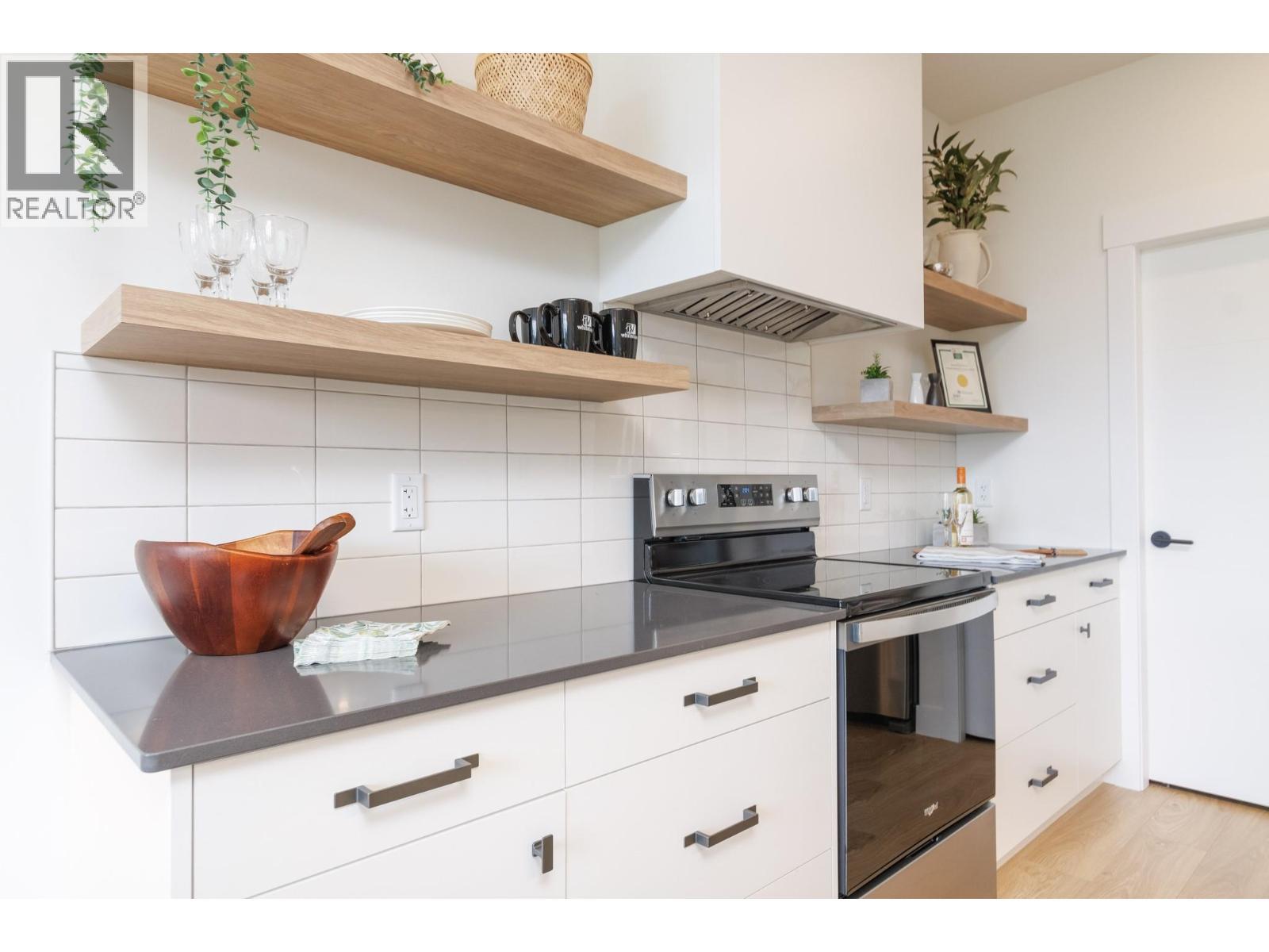 111 20 Street Se. Salmon Arm, British Columbia