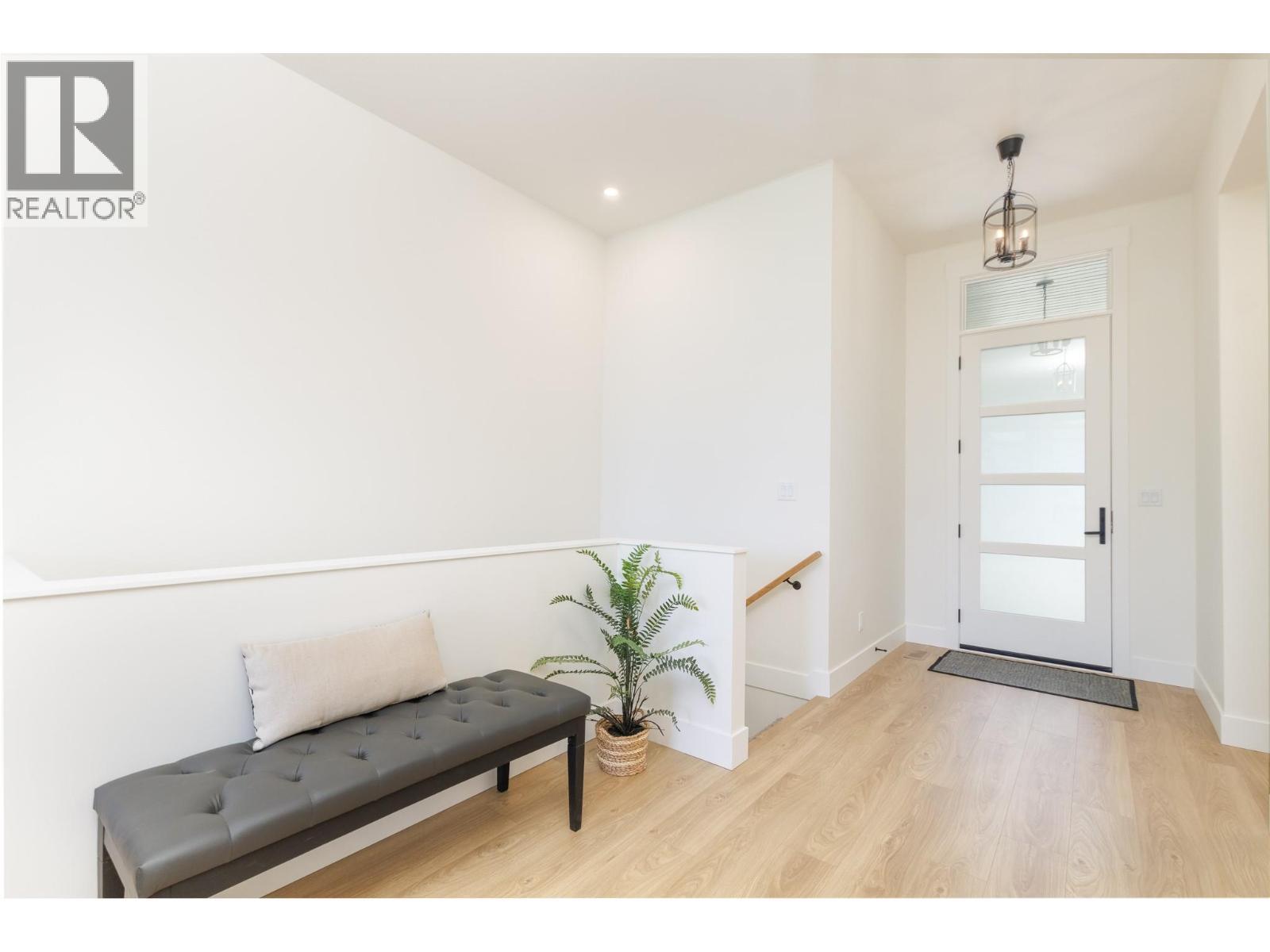 111 20 Street Se. Salmon Arm, British Columbia