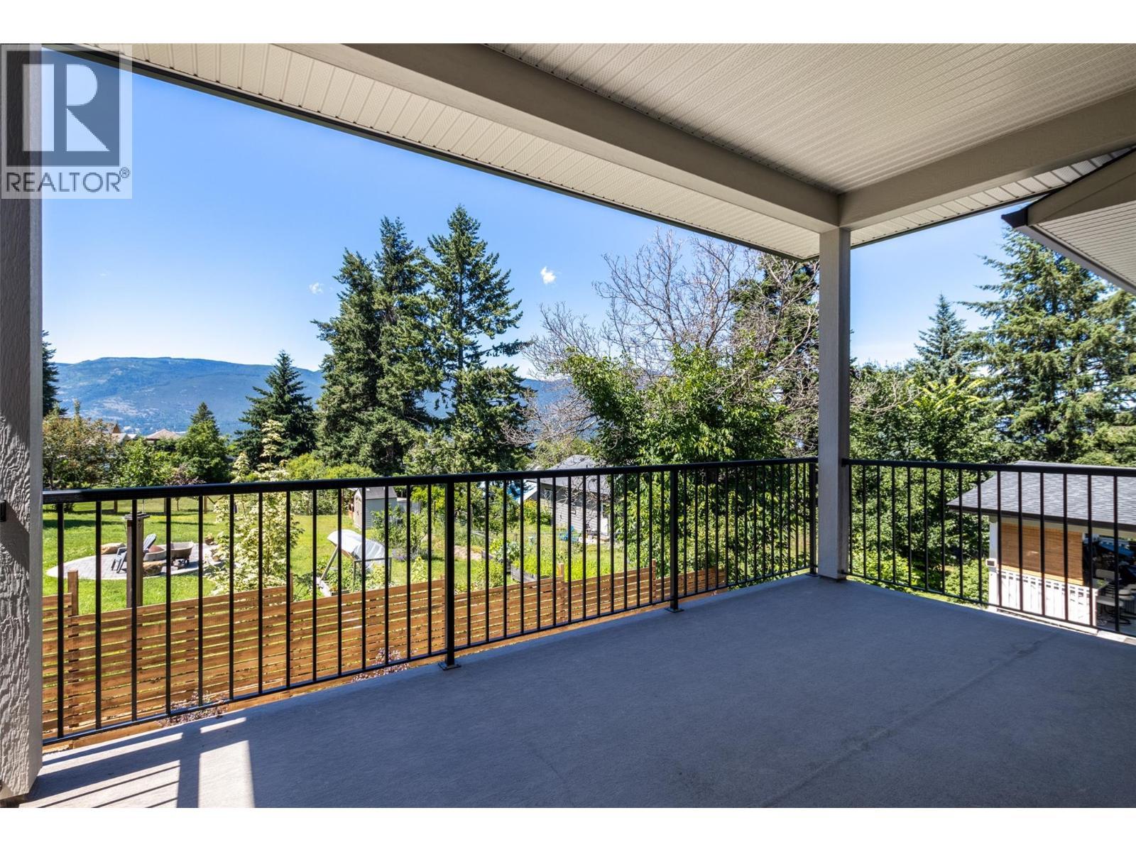 111 20 Street Se. Salmon Arm, British Columbia