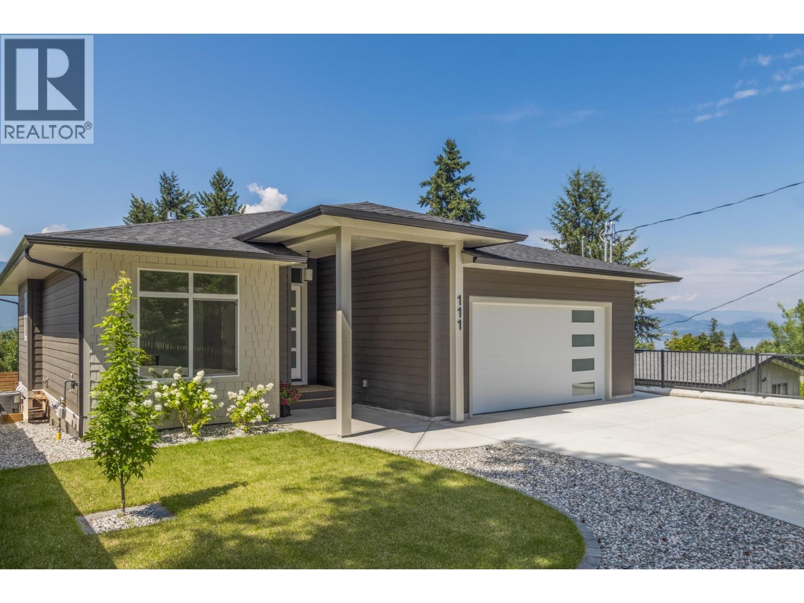 111 20 Street Se. Salmon Arm, British Columbia