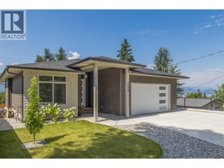 111 20 Street Se. Salmon Arm, British Columbia