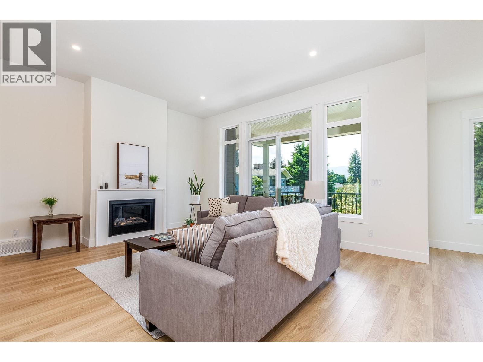 111 20 Street Se. Salmon Arm, British Columbia