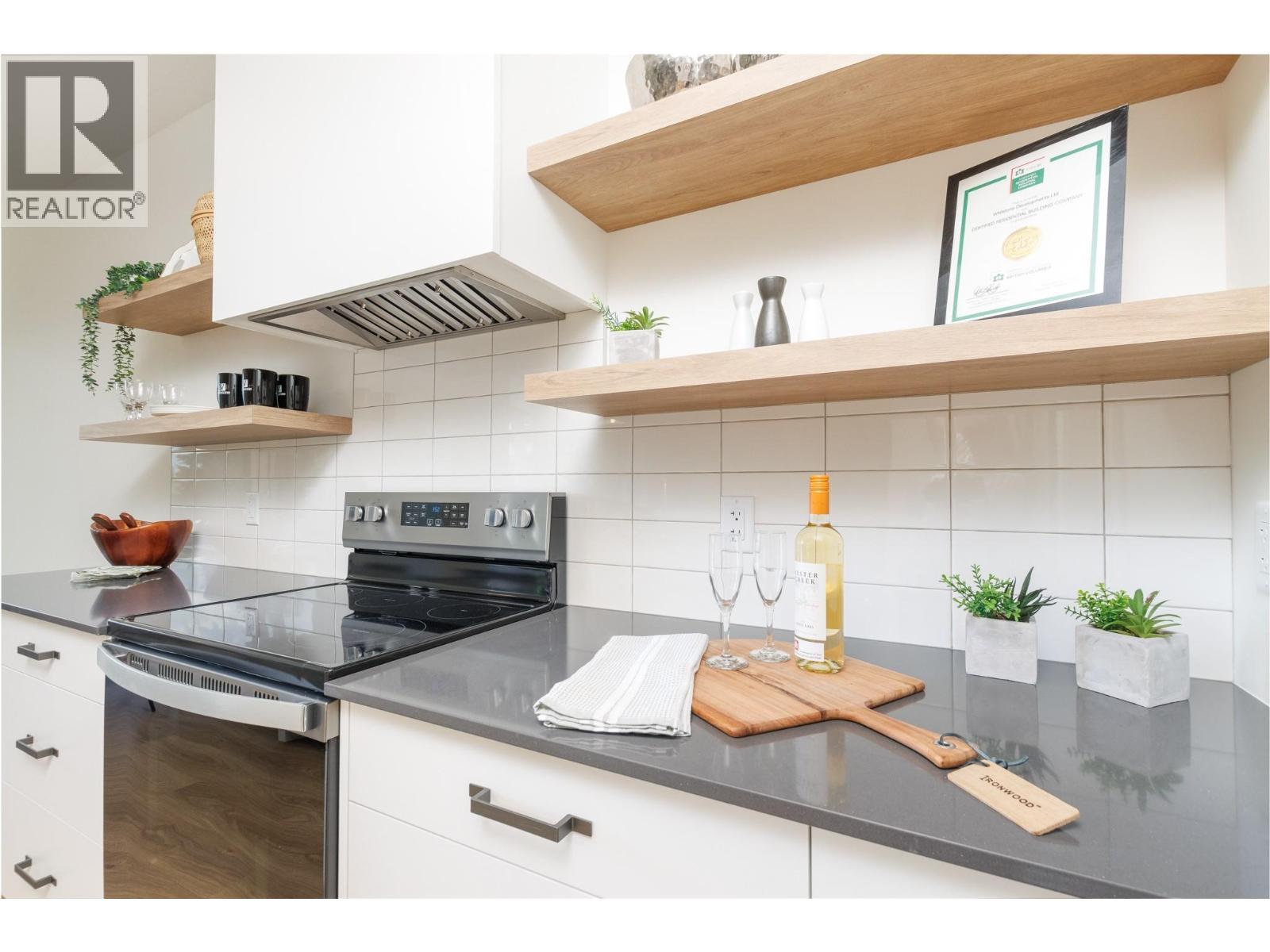 111 20 Street Se. Salmon Arm, British Columbia