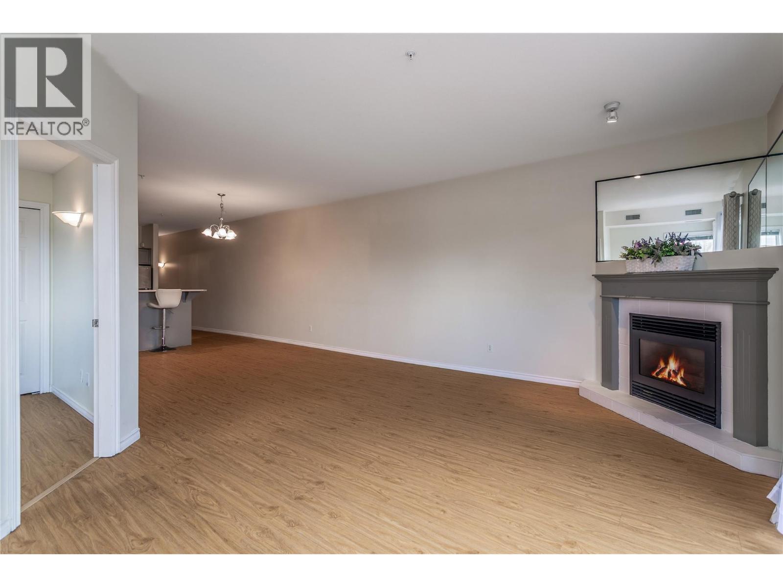 2388 Baron Road Unit# 208. Kelowna, British Columbia
