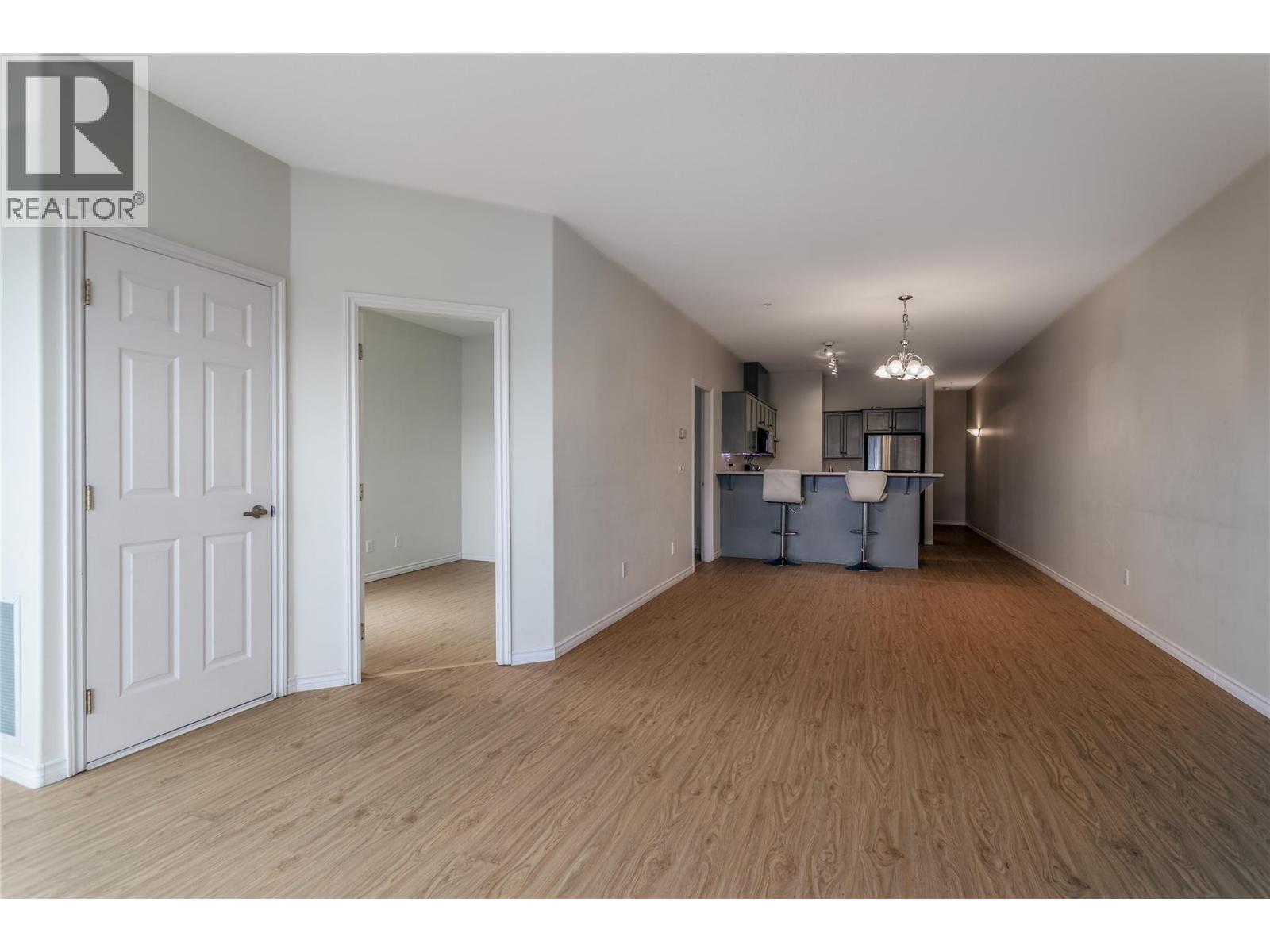 2388 Baron Road Unit# 208. Kelowna, British Columbia