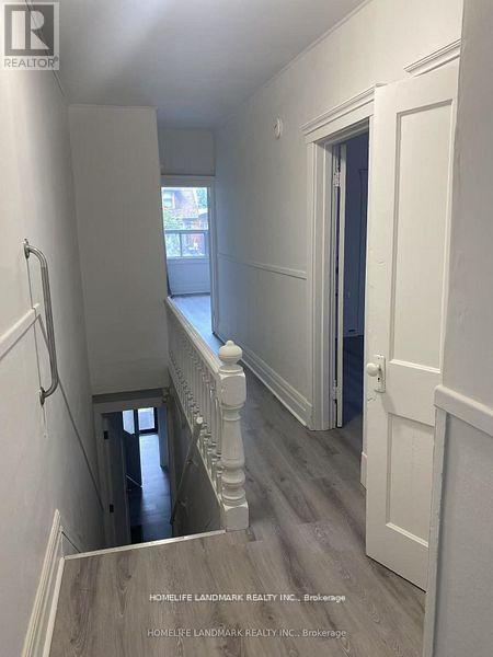 2nd Floor - 1067 Dovercourt Road, Toronto (dovercourt-Wallace Emerson-Junction)