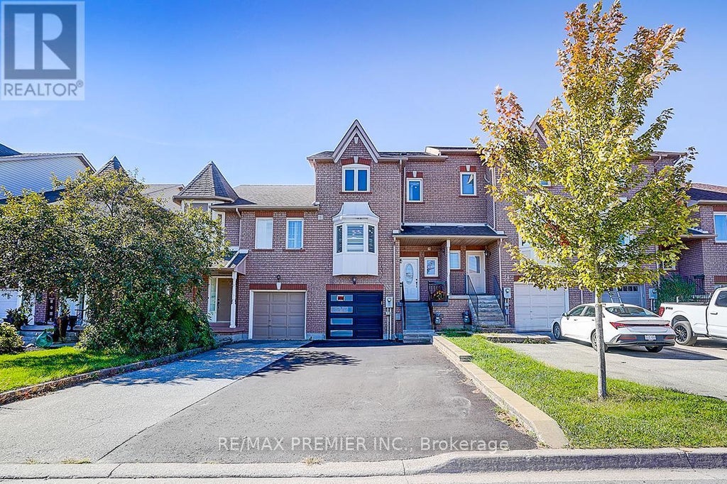 22 Michelle Drive, Vaughan (east Woodbridge)