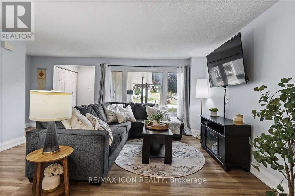 331 Preston Parkway, Cambridge