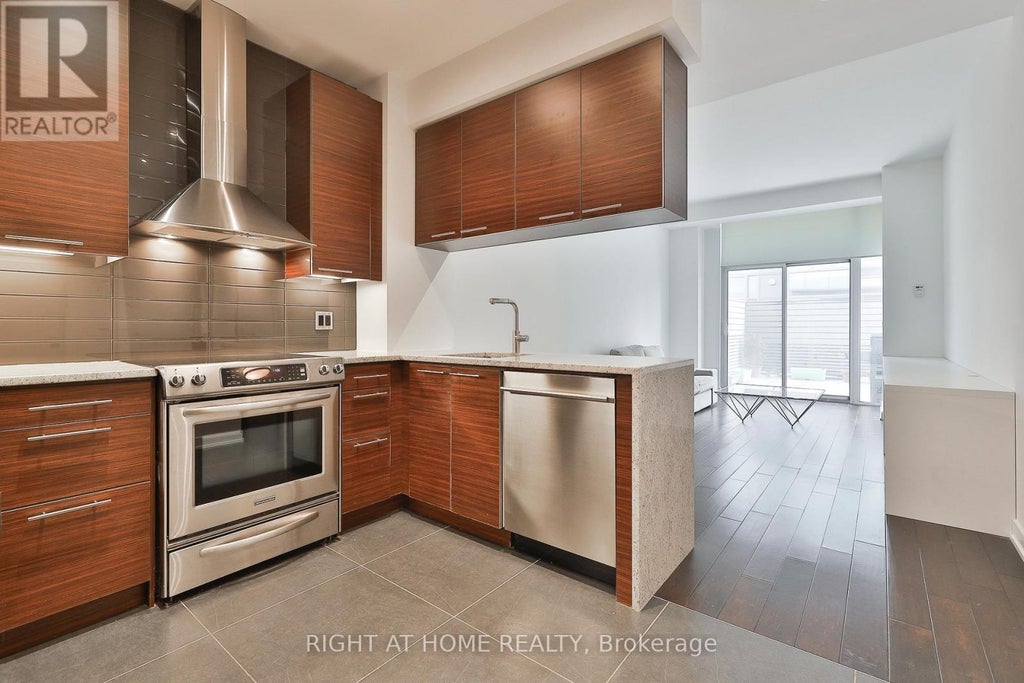 625 - 1 Market Street, Toronto (waterfront Communities)