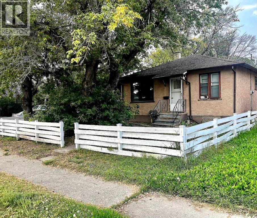 1803 5a Avenue N, Lethbridge