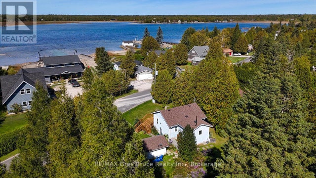 861 Pike Bay Road, Northern Bruce Peninsula