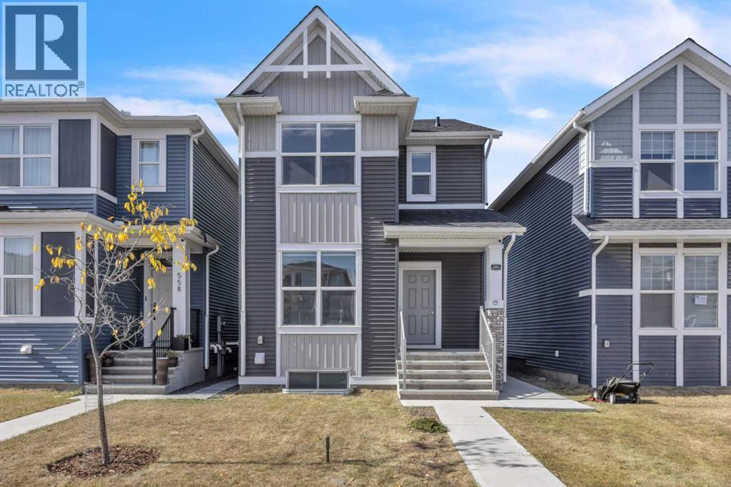 562 Corner Meadows Way Ne, Calgary