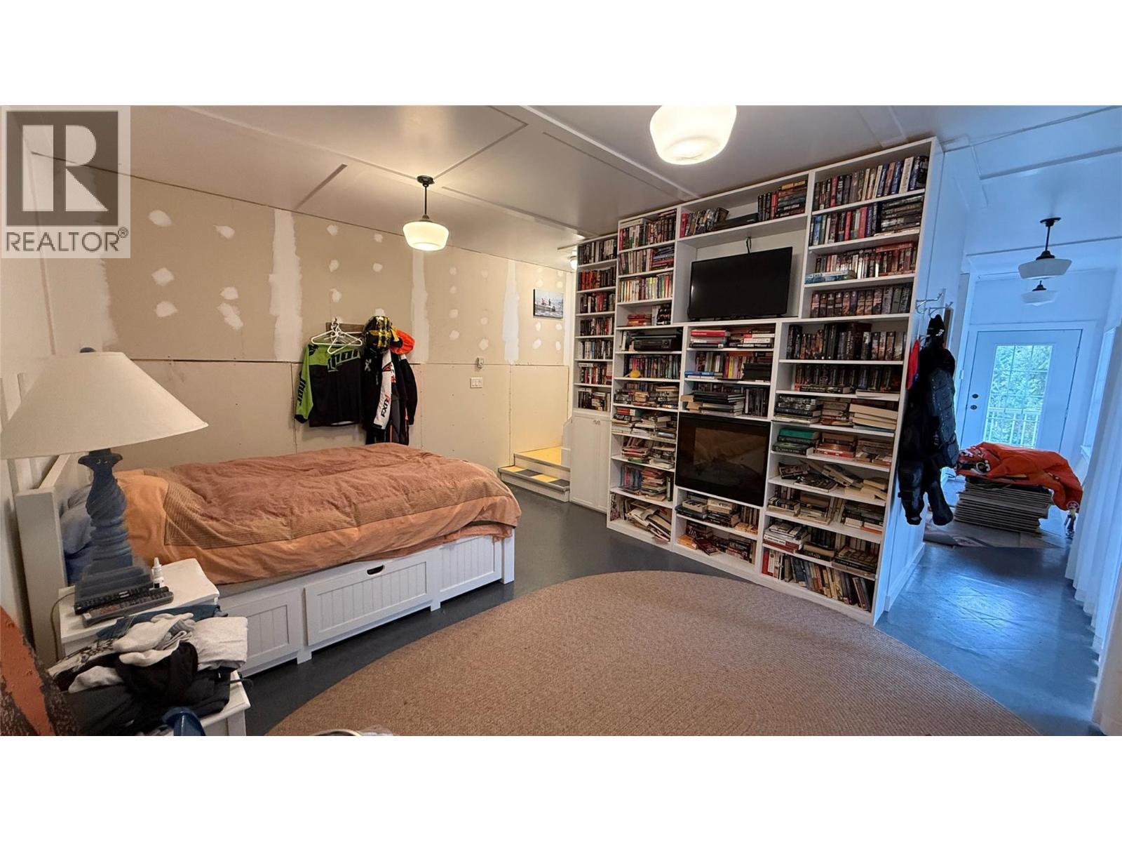 4014 Summers Creek Road. Princeton, British Columbia