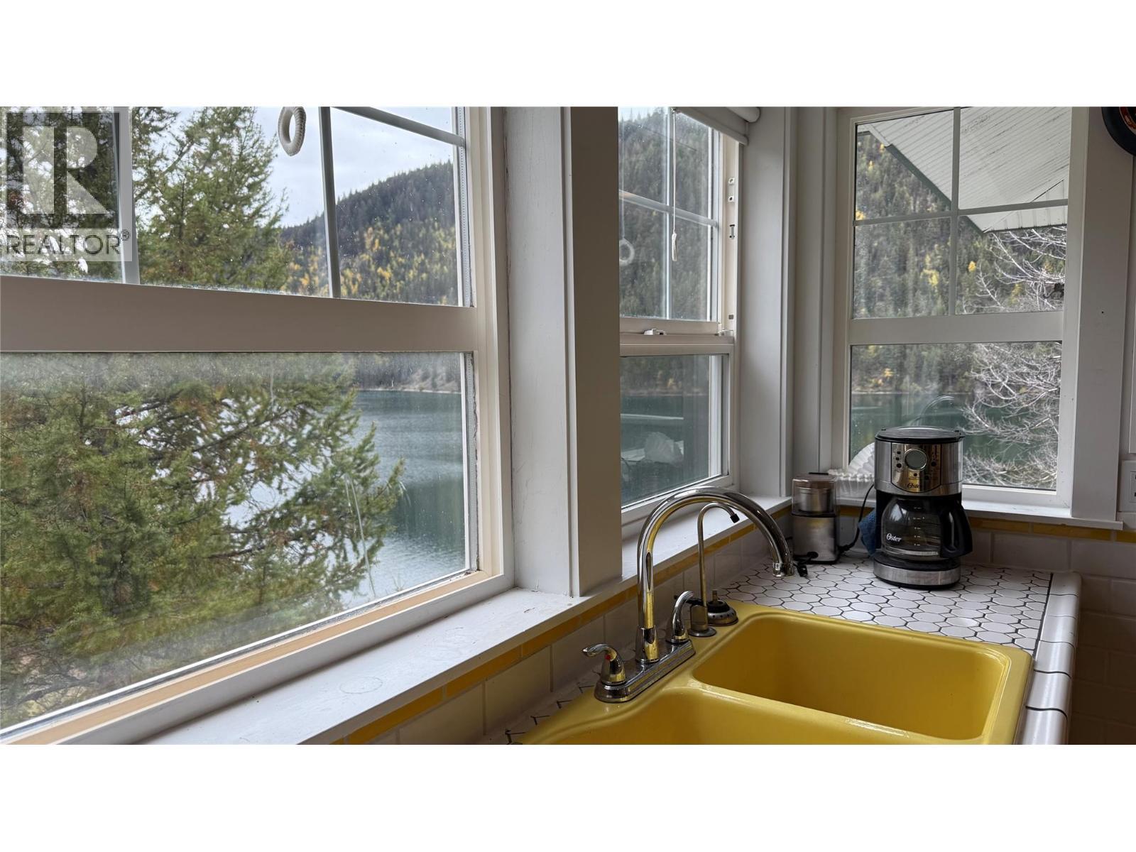 4014 Summers Creek Road. Princeton, British Columbia